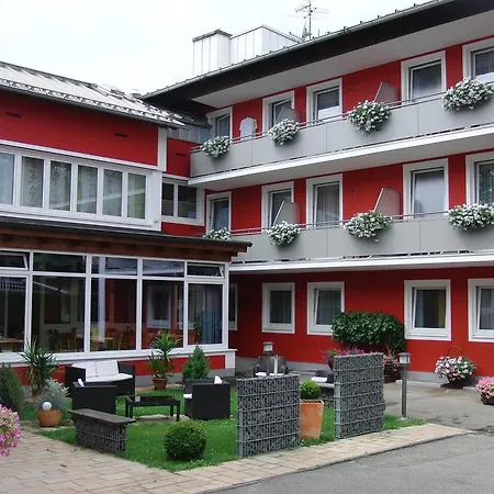 Πανσιόν Haus Hildegard Bad Füssing